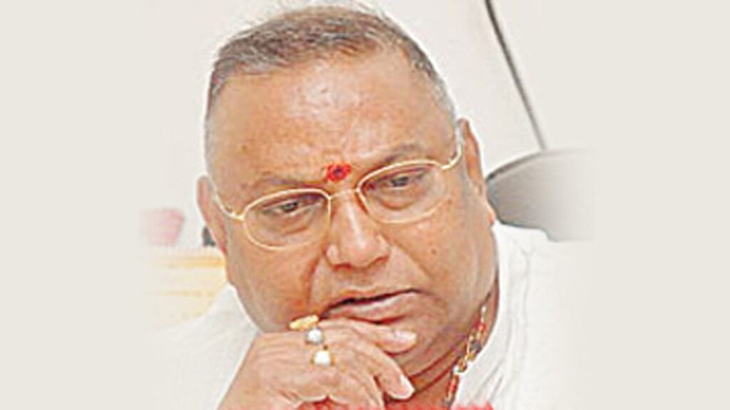 EX MP Rayapati May Joins in BJP