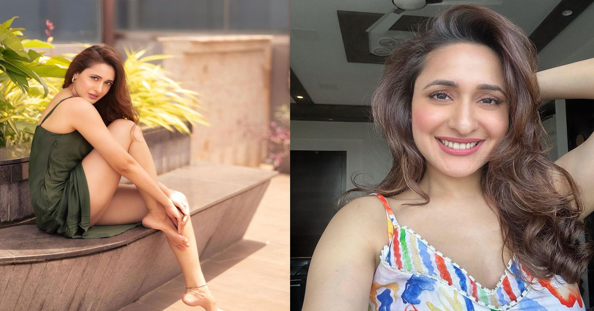 Pragya Jaiswal: అందం కంచెలు తెంపేస్తున్న బాలయ్య బ్యూటీ..!