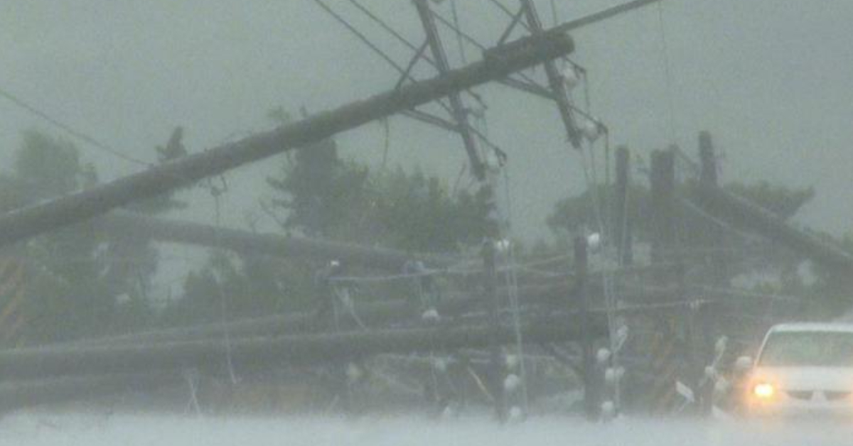 Cyclone Storm: తైవాన్‌లో విధ్వంసం సృష్టిస్తోన్న ‘కొయిను’ హరికేన్.. గంటకు 342కి.మీ వేగంతో గాలులు