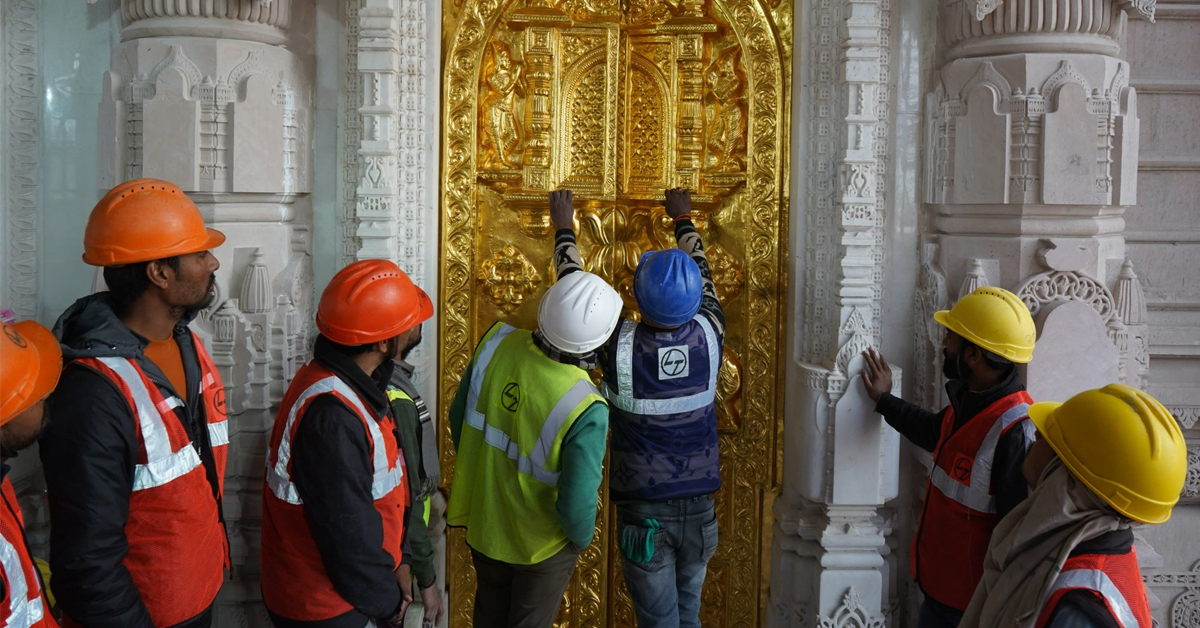 Golden Doors in Garbh Griha : అయోధ్య గర్భాలయంలో బంగారు తలుపులు