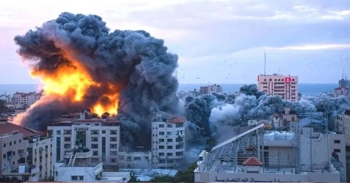 Israel Gaza War : గాజాలో ఇజ్రాయెల్ విధ్వంసం..  వైమానిక దాడిలో 20 మంది మృతి