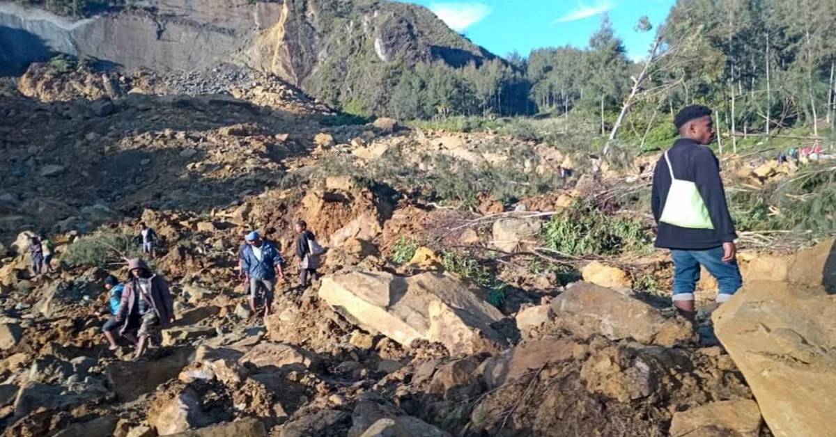 Landslide : పాపువా న్యూ గినియాలో కొండచరియలు విరిగిపడి 100 మందికి పైగా మృతి