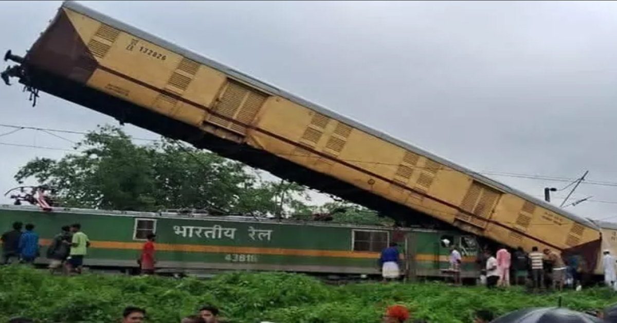 accident : కాంచనగంగ ఎక్స్‌ప్రెస్‌ను ఢీకొట్టిన గూడ్స్‌ రైలు.. ఐదుగురు మృతి