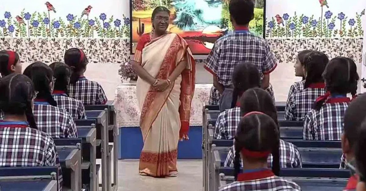President : టీచర్‌గా మారిన రాష్ట్రపతి ద్రౌపది ముర్ము!
