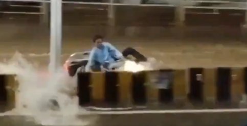 Hyderabad Rains: పాపం! బైక్ తో సహా కొట్టుకుపోయాడు