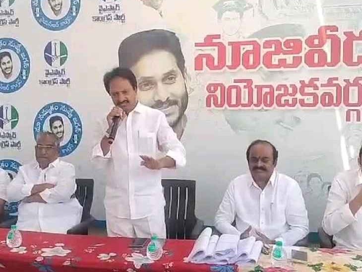 కూటమి నేతలు డైవర్షన్ పాలిటిక్స్ చేస్తున్నారు