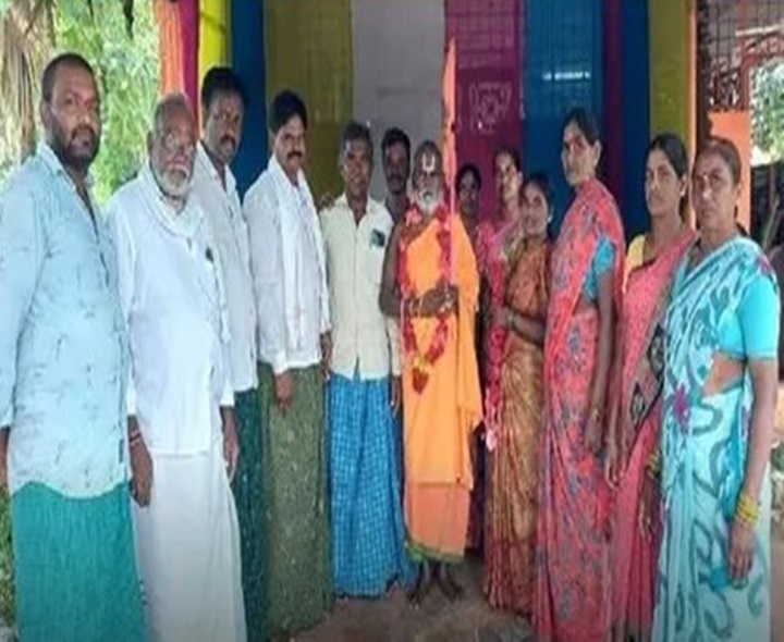 గోదావరి కరకట్ట కోసం 48 గంటల దీక్ష