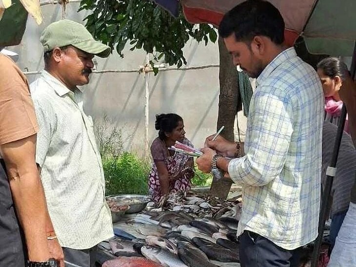 లీగల్ మెట్రాలజీ అధికారుల ఆకస్మిక తనిఖీలు