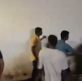 దారుణం.. మహిళలపై దాడి(VIDEO)