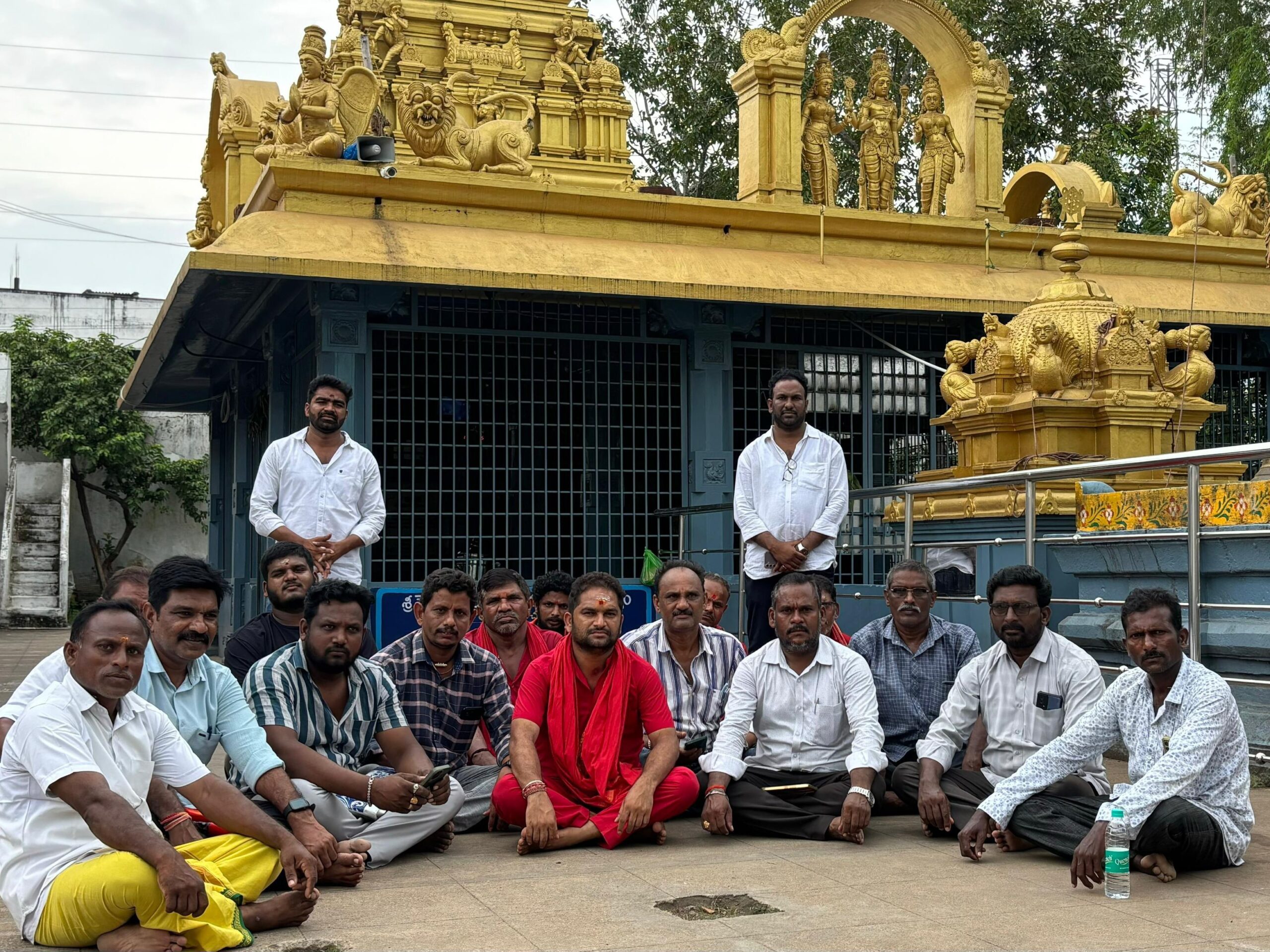 ‘నర్సీపట్నంలో జనసేన నాయకులు దీక్ష’