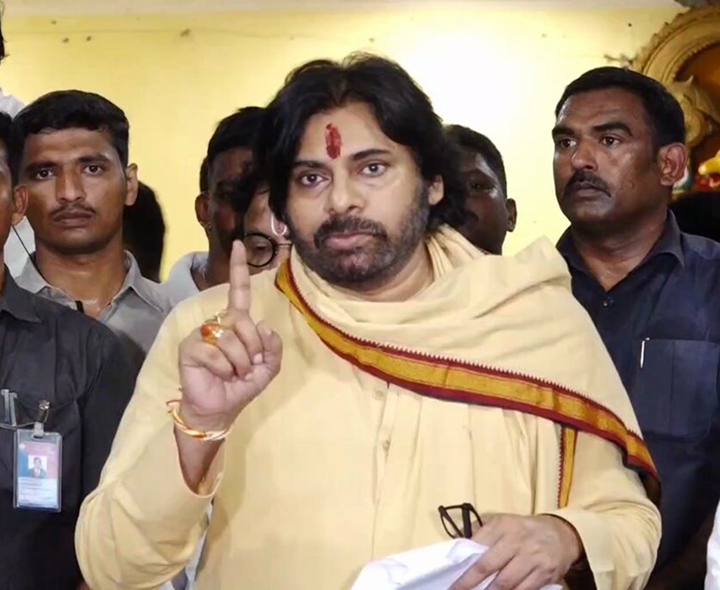 111 మంది జనసేన నేతల దీక్ష