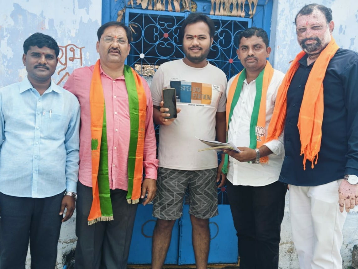 ‘కార్యకర్తలు తమ లక్ష్యాన్ని చేరుకోవాలి’