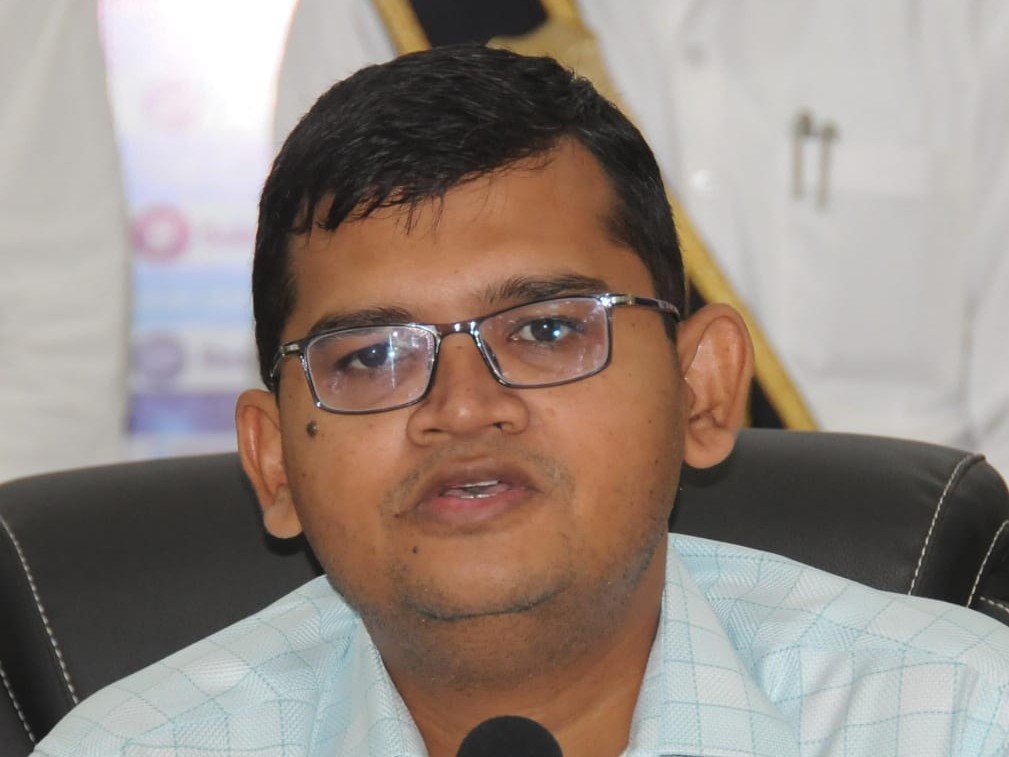 ‘మీకోసంలో ఆర్జీల పరిష్కారానికి అధిక ప్రాధాన్యత ఇవ్వాలి’