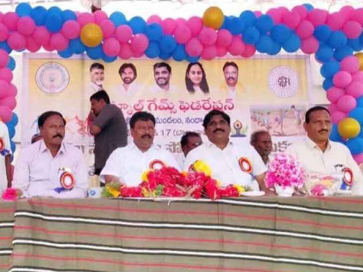 “చదువుతోపాటు క్రీడలు అవసరం”