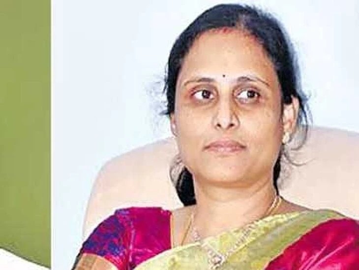 ఎస్పీ గ్రీవెన్స్‌లో దువ్వాడ వాణీ ఫిర్యాదు