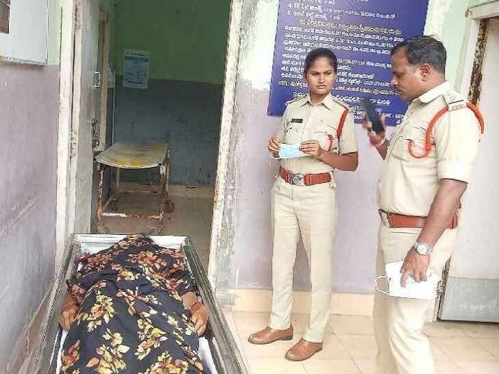 సఫియా బేగంను కొడుకే హత్య చేశాడు: సీఐ