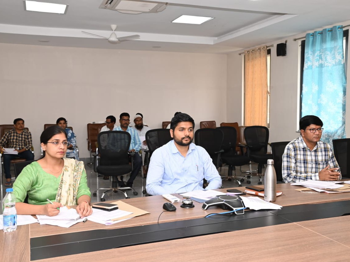 ‘ఓటరు జాబితా సర్వే పకడ్బందీగా చేపట్టాలి’