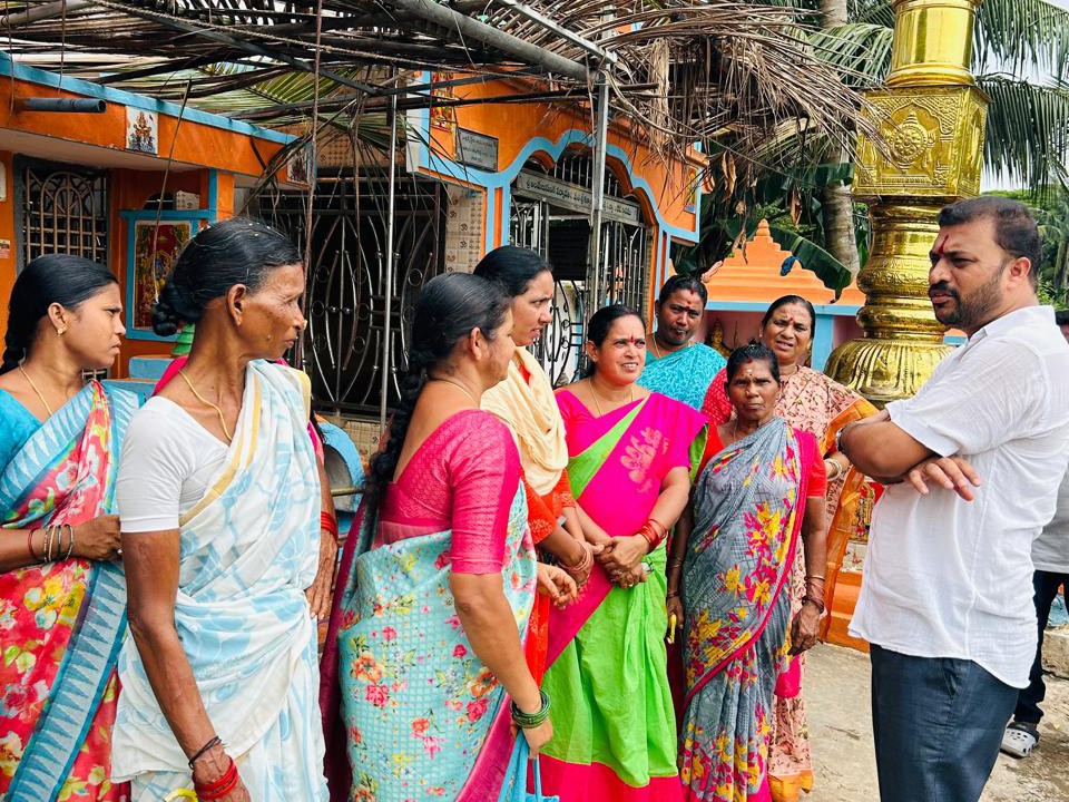 ‘భక్తుల మనోభావాలను దెబ్బతీయద్దు’