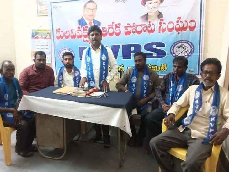 ‘చర్మకారులను ప్రభుత్వం ఆదుకోవాలి’