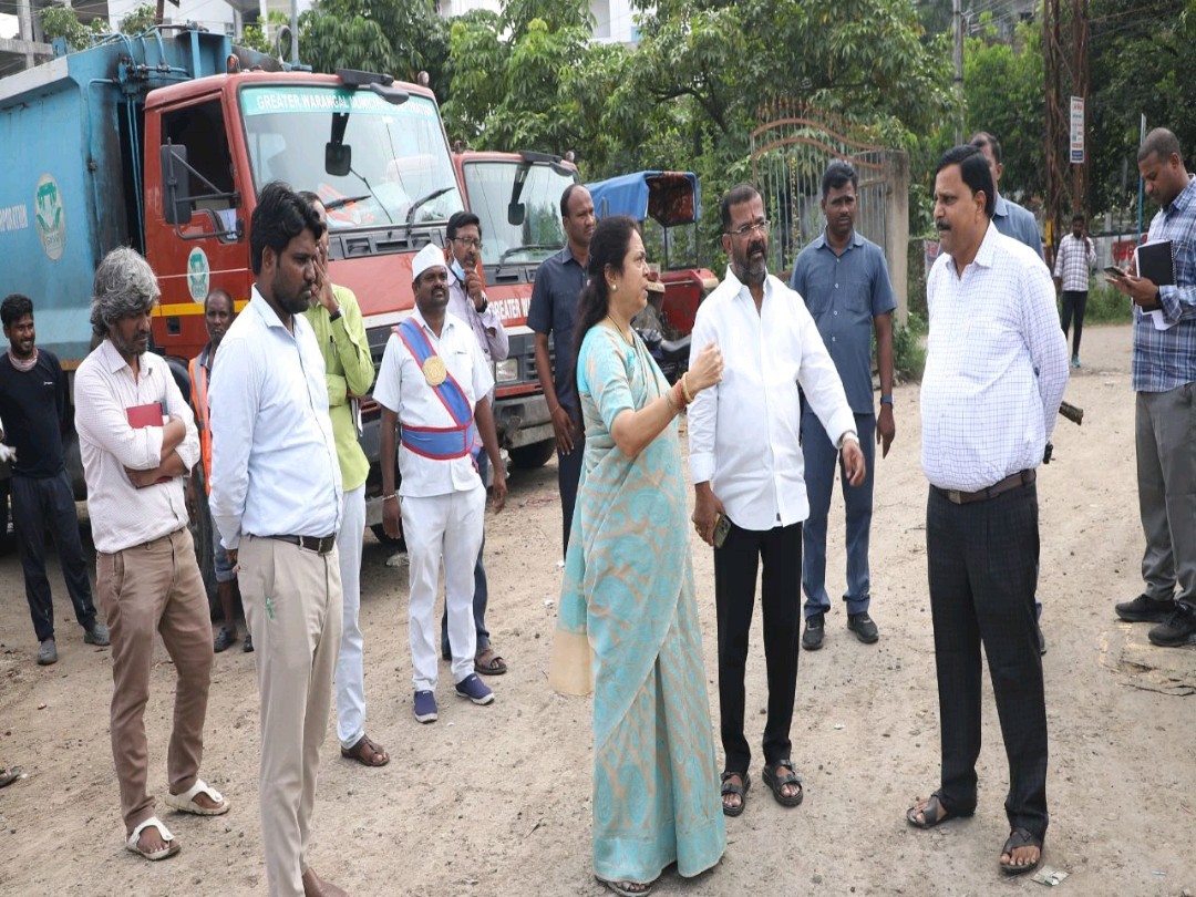 వెహికిల్ షెడ్ నిర్వహణపై ఆగ్రహం