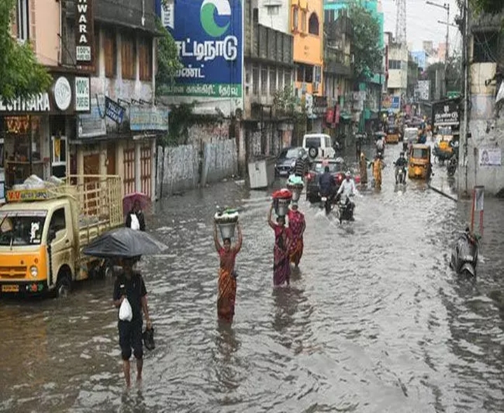 చెన్నైలో కుండపోత వర్షం.. ఆరెంజ్ అలర్ట్