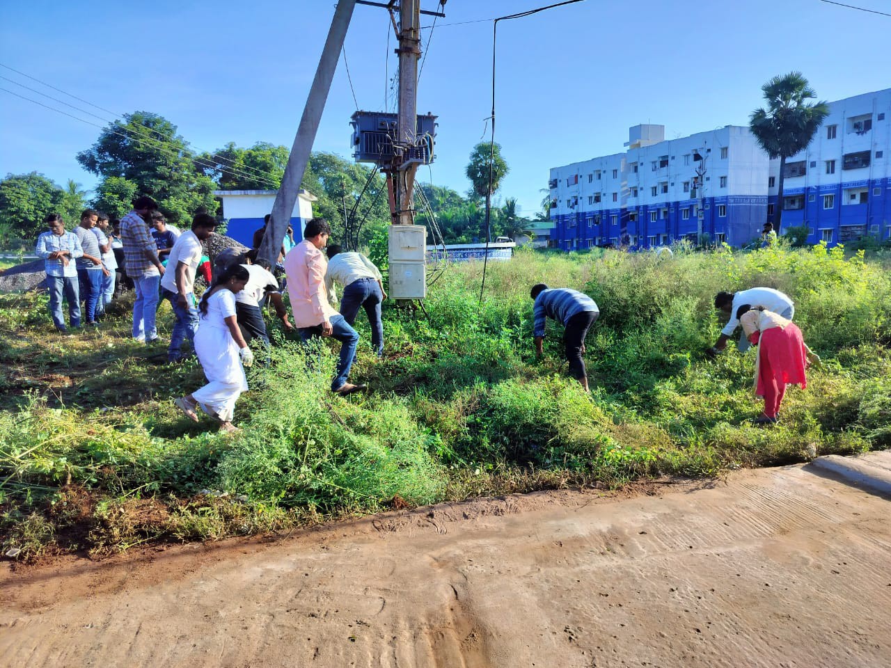 టిడ్కో కాలనీలో  స్వచ్ఛతాహీ సేవ కార్యక్రమం