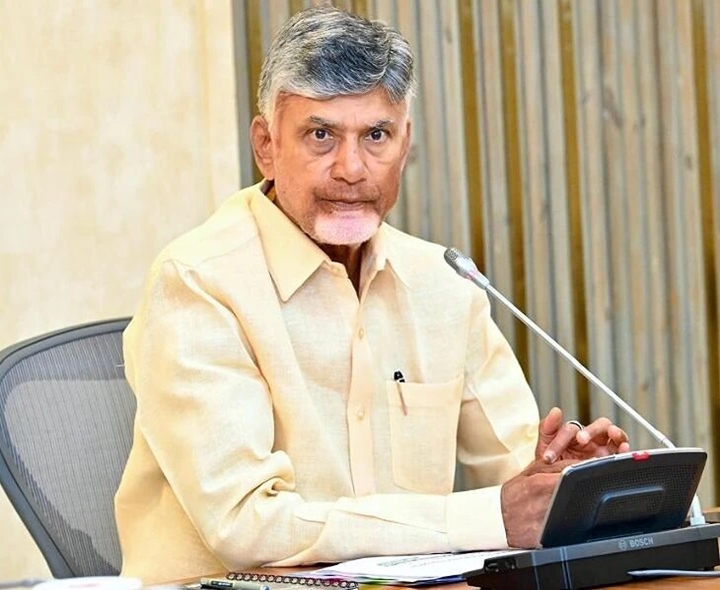 జాతీయ రహదారులపై సీఎం చంద్రబాబు సమీక్ష