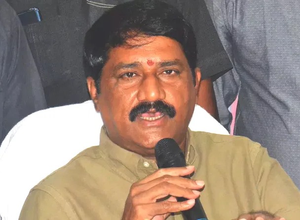 వైసీపీలో ఒకరిద్దరు కూడా మిగలరు: గంటా