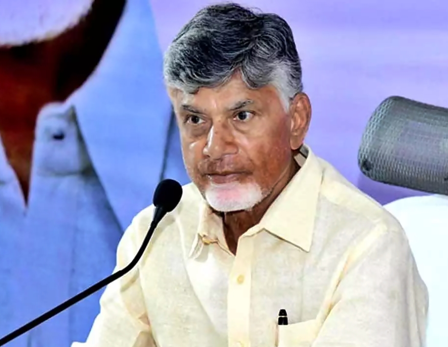 కక్ష సాధింపులకు దూరంగా ఉంటా: చంద్రబాబు