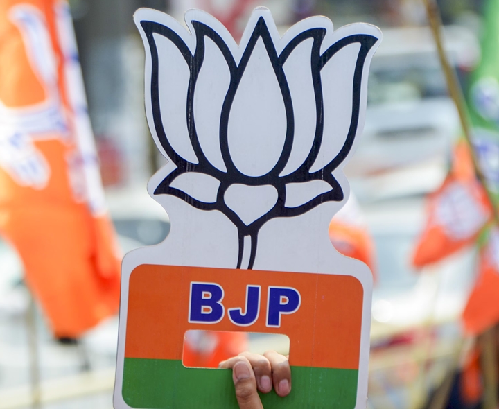 ఐదేళ్లలో ఏడేళ్ల వయసు ఎలా పెరిగింది?: BJP