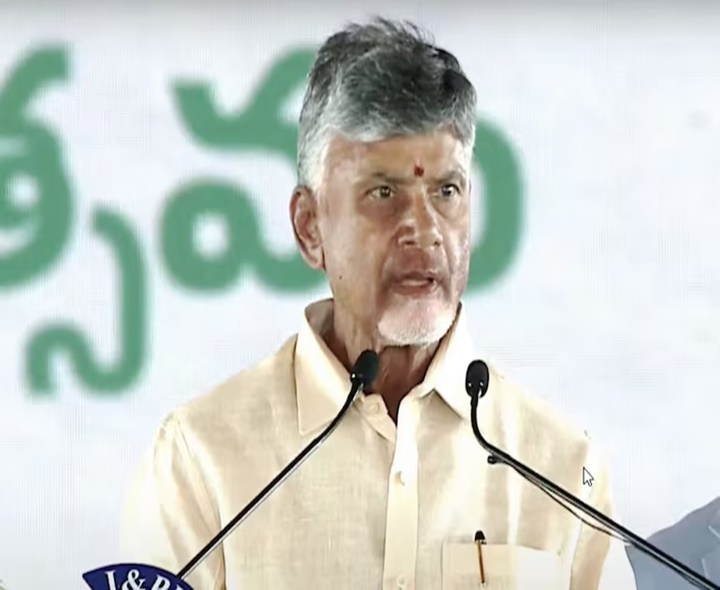 టెక్కలి లేదా పలాసలో ఎయిర్ పోర్ట్: సీఎం