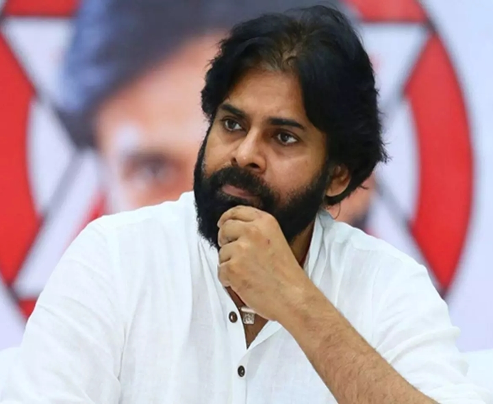 ఢిల్లీకి బయల్దేరిన డిప్యూటీ సీఎం పవన్