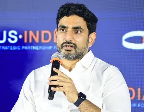 ‘ఐటీ రంగంలో తెలుగు వాళ్లు అగ్రస్థానంలో ఉన్నారు’