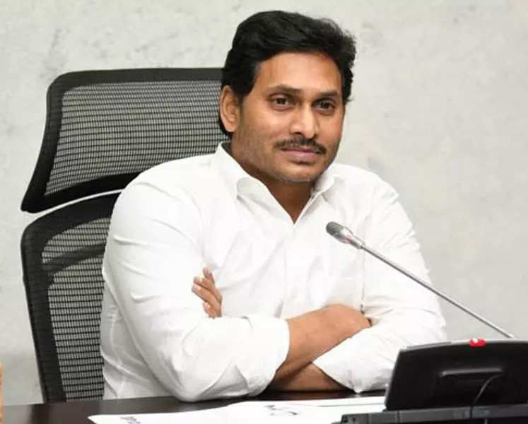 ఎమ్మెల్యేలతో సమావేశమైన వైఎస్ జగన్