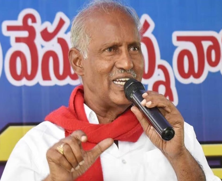 ‘ప్రభుత్వాన్ని కూల్చేందుకు కుట్రలు జరుగుతున్నాయి’