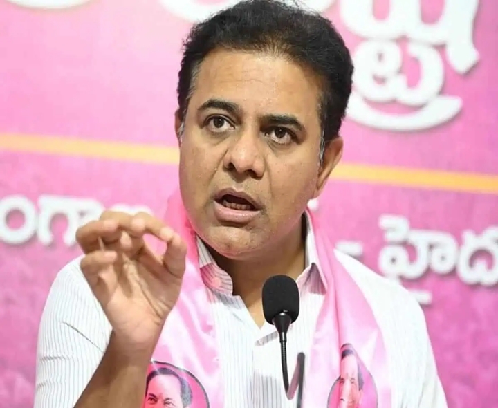 రేవంత్‌రెడ్డి రాబందులా వ్యవహరిస్తున్నారు: KTR