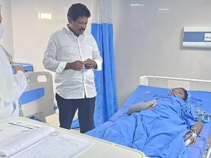 పాటూరి నాగార్జున కుమార్తెను పరామర్శించిన తలారి