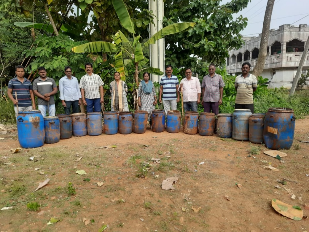 ఎక్సైజ్ అధికారులు మెరుపు దాడులు