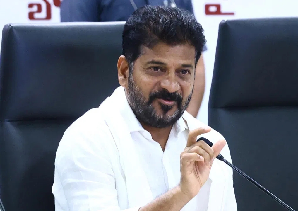 రేవంత్‌పై పరువు నష్టం కేసు.. విచారణ వాయిదా