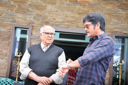 nagarjuna with akkineni nageswara rao