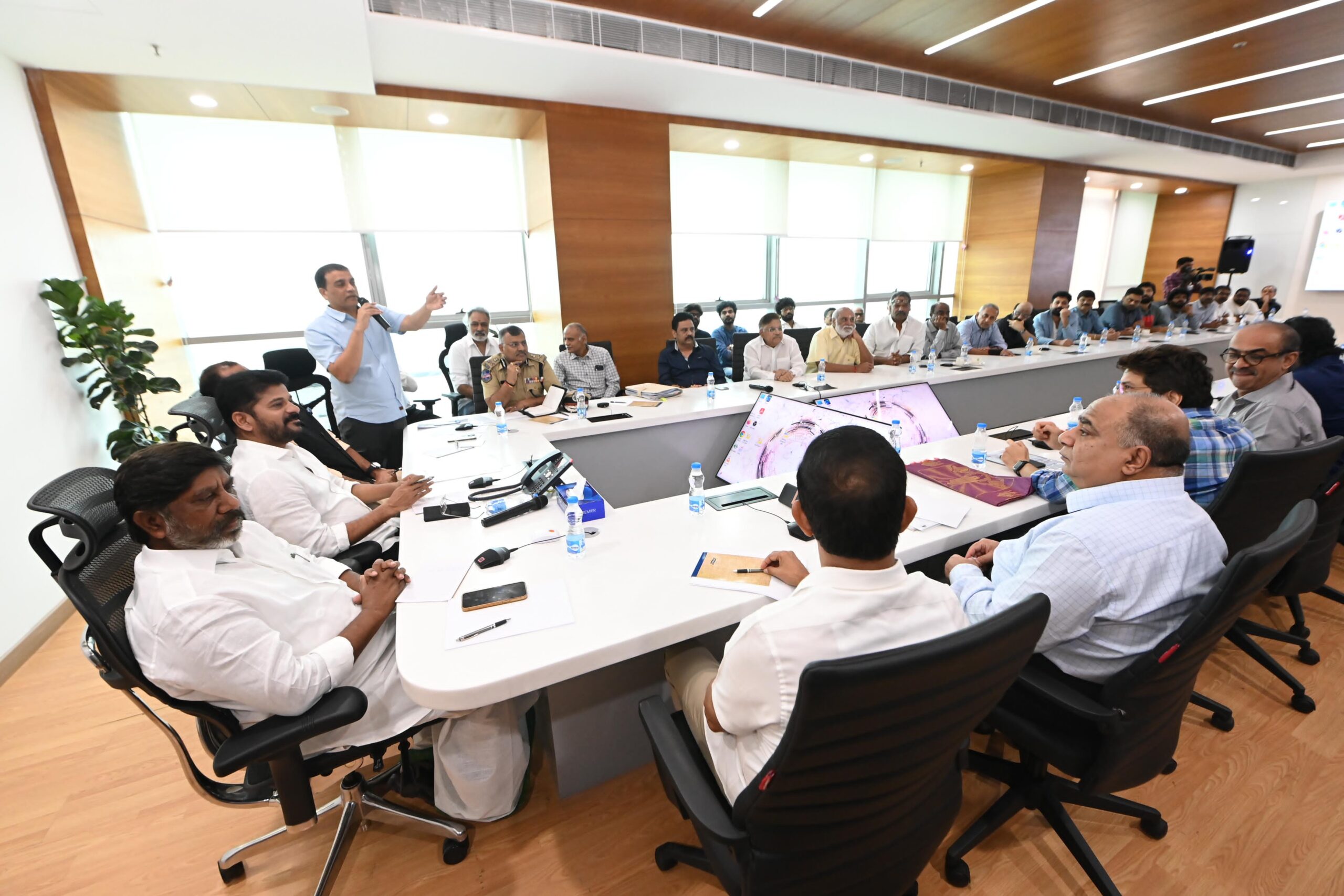 tollywood celebs meeting cm revanth reddy