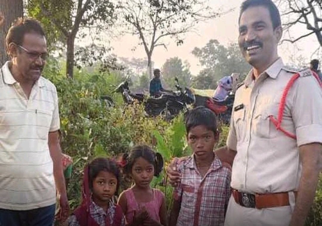 తప్పిపోయిన ముగ్గురు చిన్నారులు ఆచూకీ లభ్యం