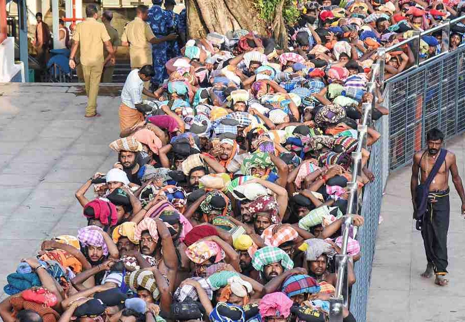 శబరిమలకు భారీగా పెరిగిన అయ్యప్ప స్వాములు రద్దీ