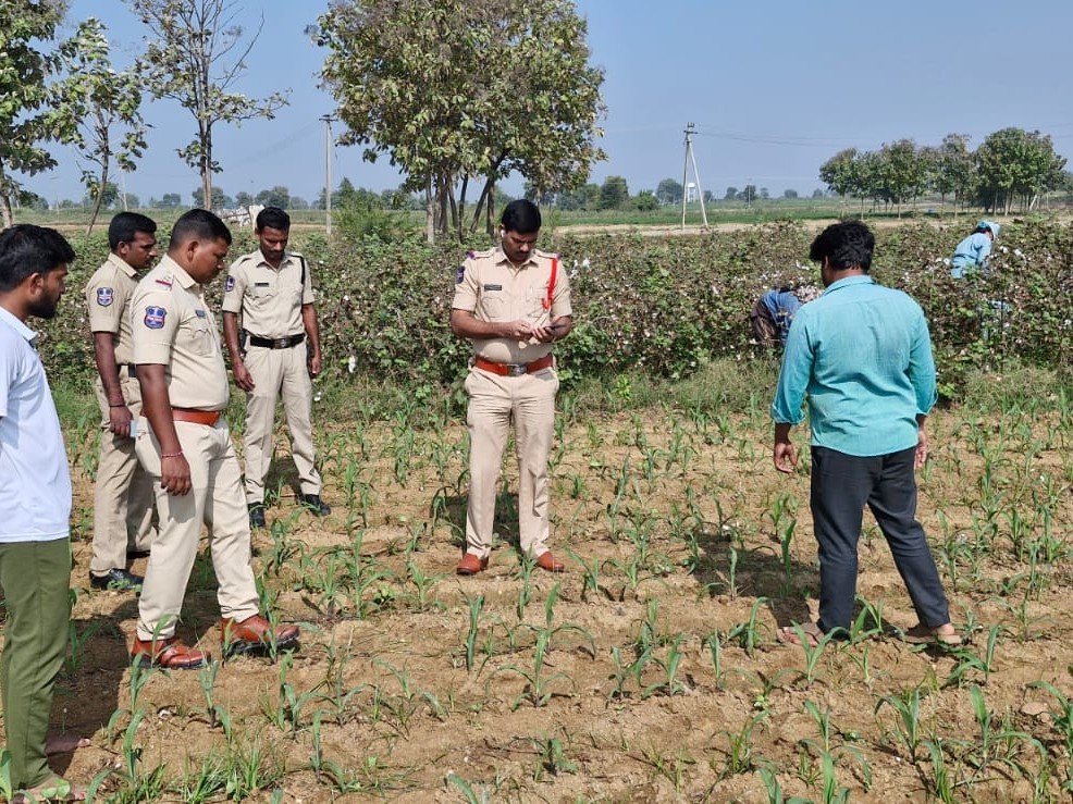 పులి జాడ కోసం అన్వేషిస్తున్న అధికారులు