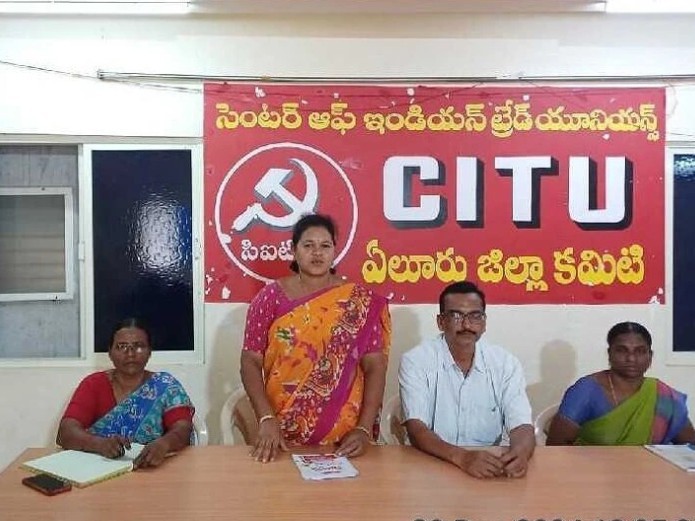 ‘వారికి రూ.10,000 వేతనం చెల్లించాలి’