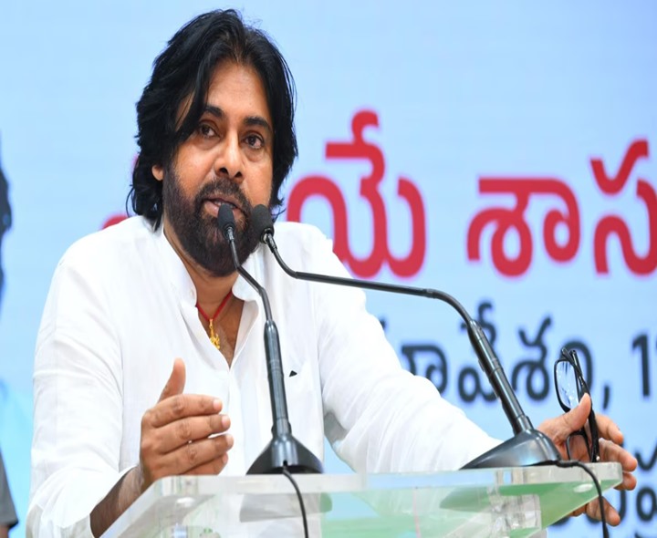 బన్నీ ఒక్కడినే దోషిగా మార్చడం సరికాదు: పవన్