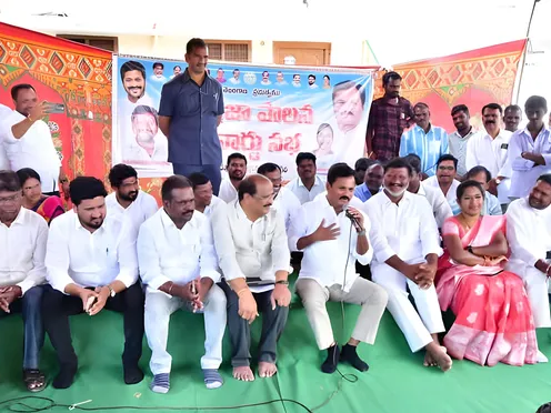 ప్రజాపాలనలో ఎమ్మెల్యే కుంభం