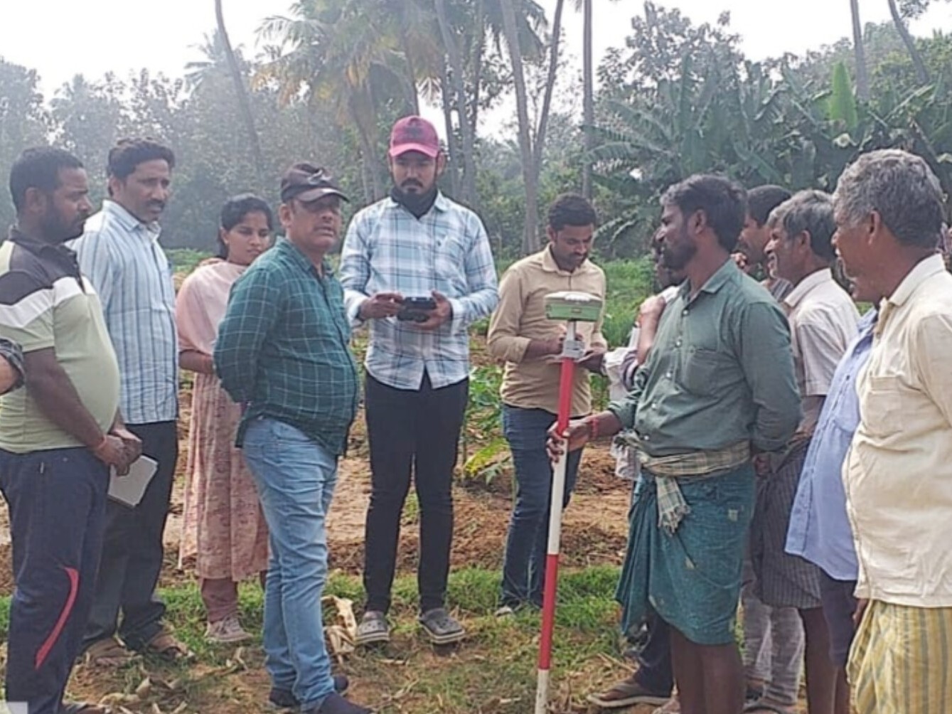 పారదర్శకంగా భూ సర్వే