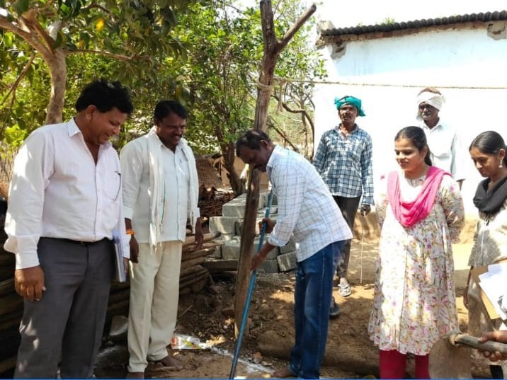 ఇందిరమ్మ ఇళ్లకు భూమి పూజ