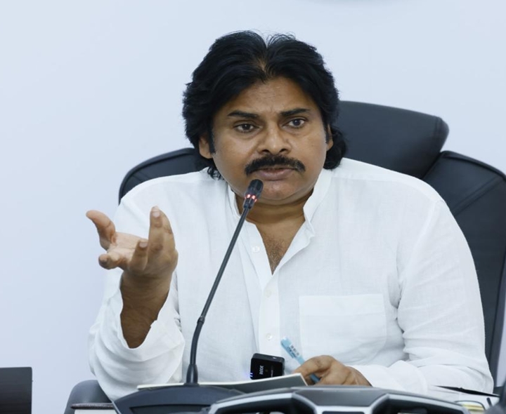 అవసరమైతే నరేగా ద్వారా పని చేస్తా: పవన్